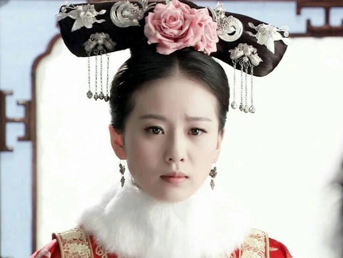 刘诗诗、张嘉倪，谁是你心中最美的清宫剧清装女演员？