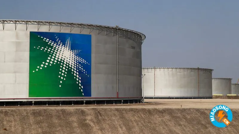 受原油价格和产量下跌影响，全球最大的石油企业沙特阿美(Saudi Aramco)去年业绩倒退两成