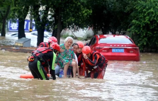 洪灾：广东湖北重庆等27省区市逾3千万人受灾，140人死亡失踪