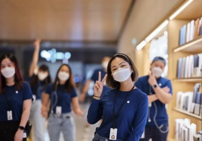 苹果iPhone、iPad 工程及研发团队为员工打造特殊口罩「Apple Face Mask」